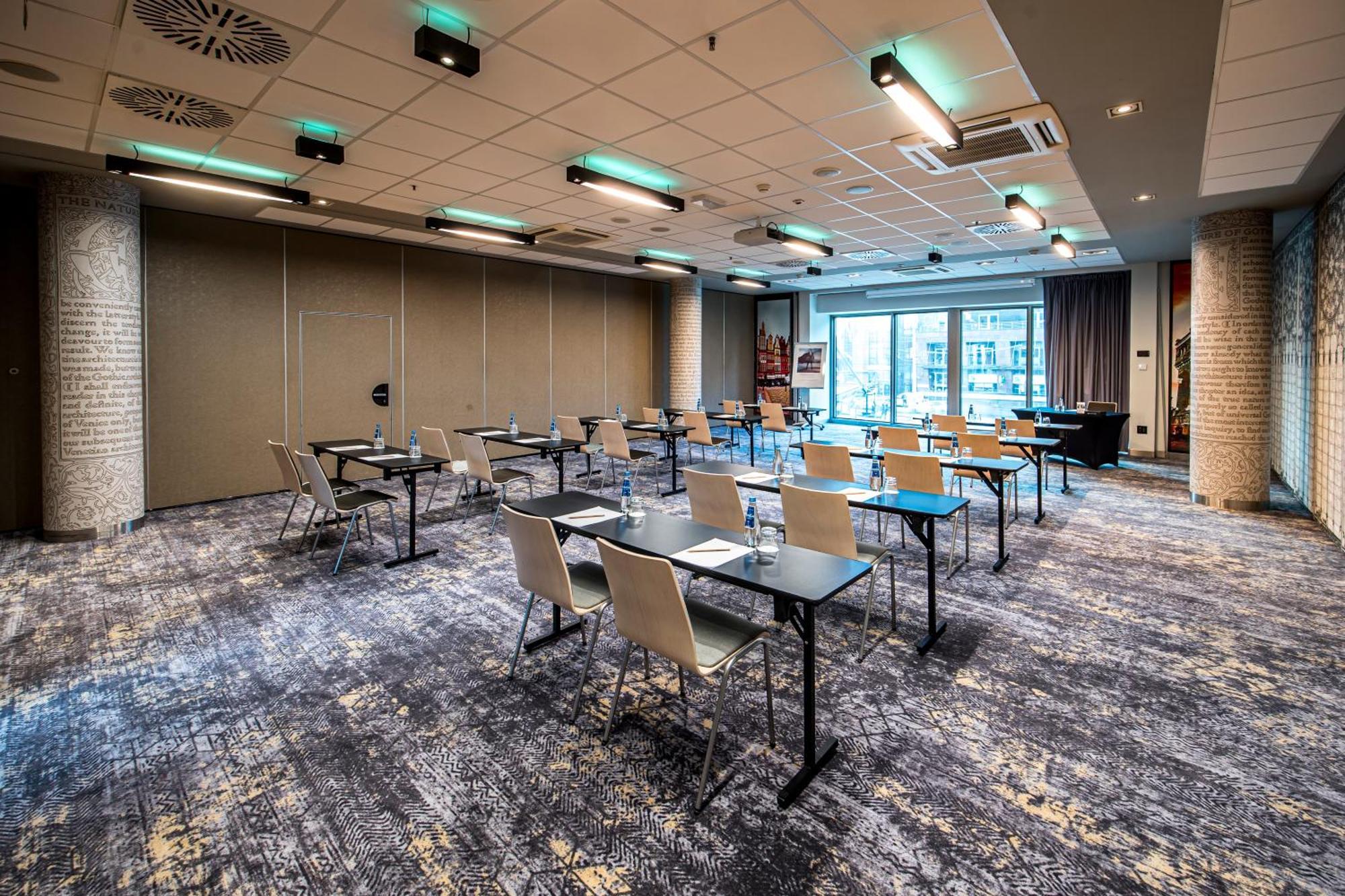 Mercure Centrum Hotel