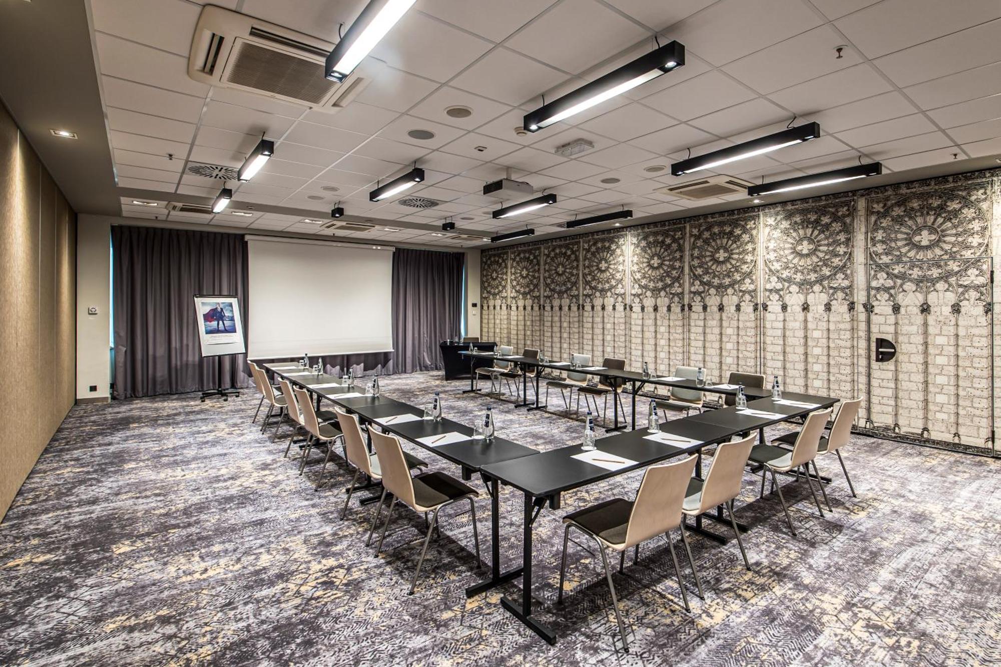 Mercure Centrum Hotel